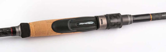 Canna da pesca Urban Fighter Street con manico in sughero e carbonio, progettata per lo street fishing moderno.