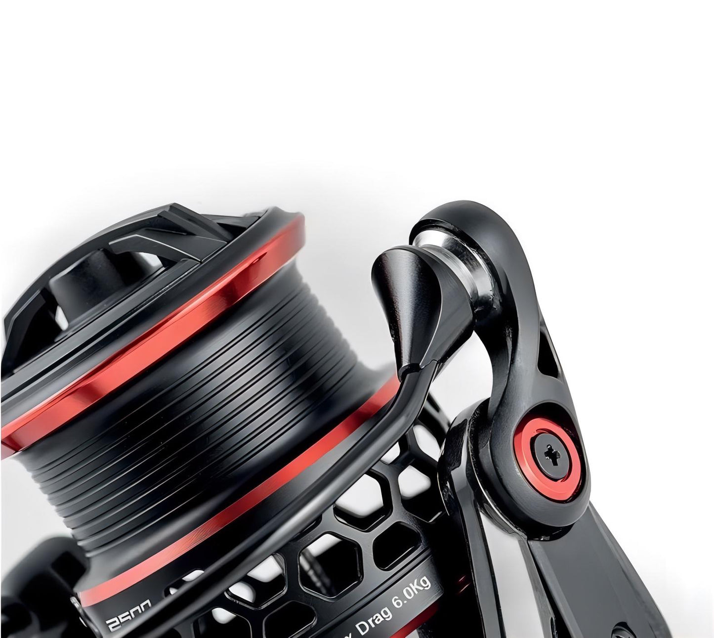 Dettaglio del Trabucco SRT FD, un mulinello a frizione anteriore con design compatto e moderno.