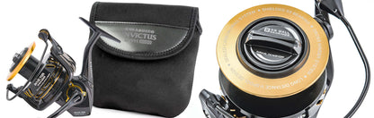 Trabucco Catgear INVICTUS SW POWER FA8000 fishing reel with carrying case, designed for deep water predator fishing.