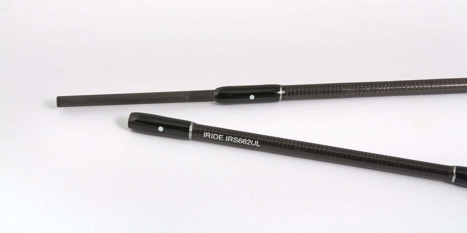 Canna da spinning Iride progettata per massima sensibilità e reattività immediata, realizzata in carbonio ad alto modulo.