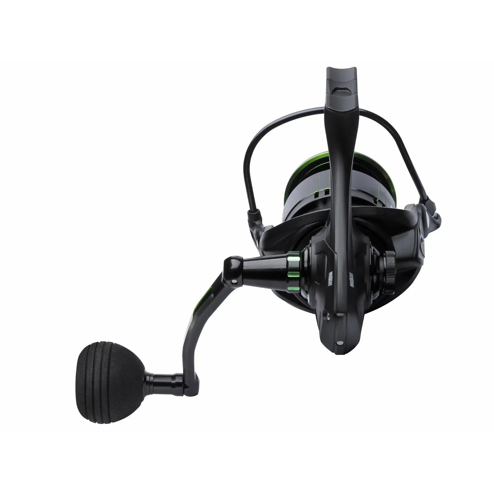 Madcat Dominion Spinning Reel con telaio in alluminio resistente per affrontare i grandi predatori d’acqua dolce.