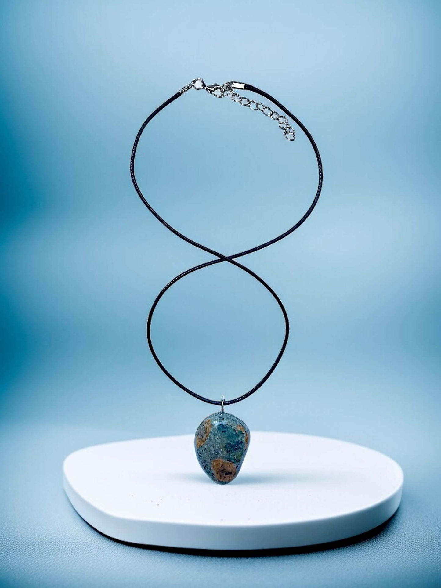 Collana Artigianale con Pietre Naturali dei Fiumi della Valsesia.