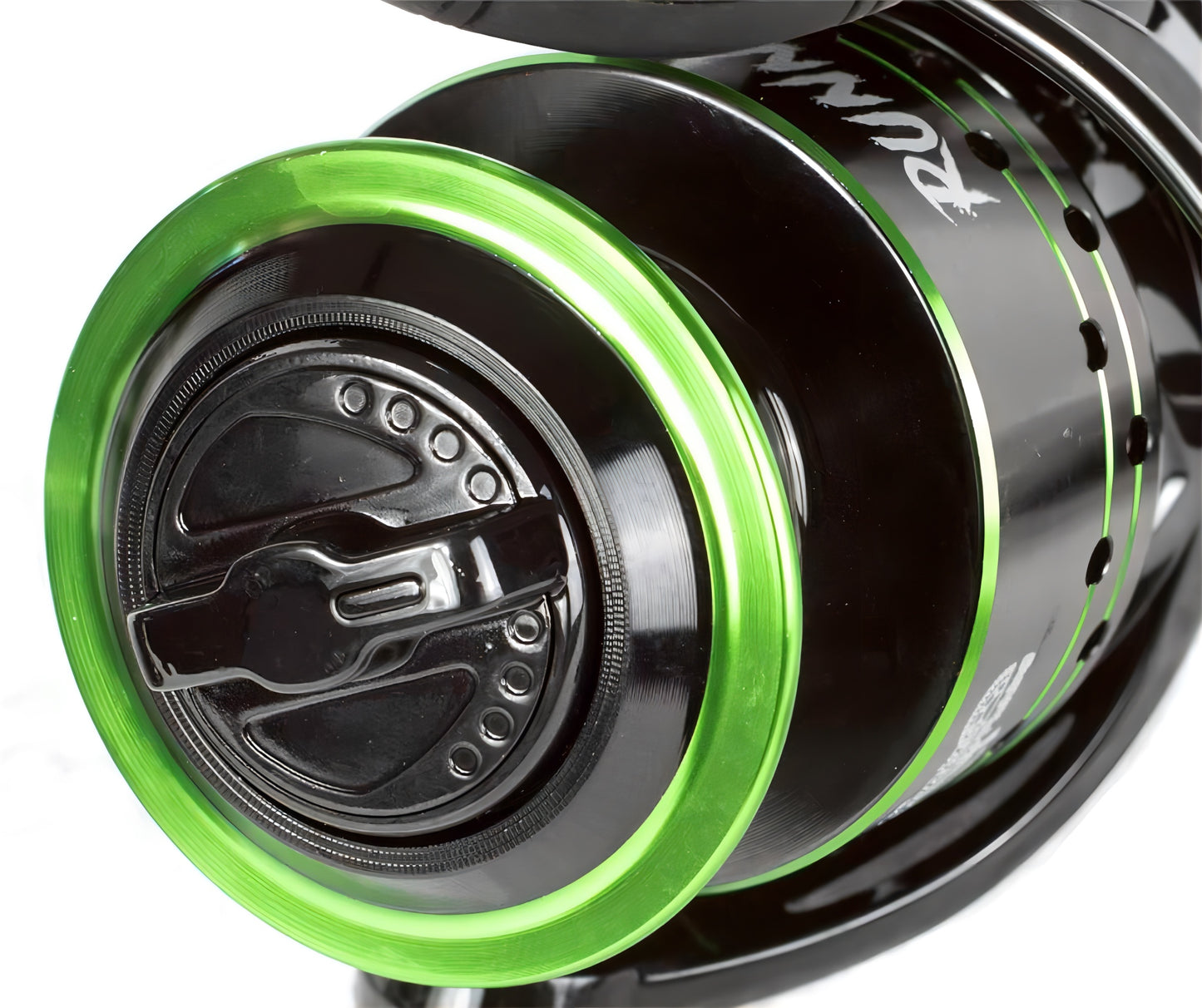 Expert Predator Runner fishing reel spool detail showcasing robust design and ergonomic features.