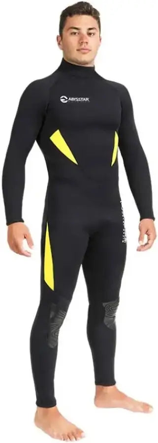 Abysstar Sidney C/P 2,5 mm Man in black and yellow Muta Lunga Monopezzo for snorkeling and light apnea.