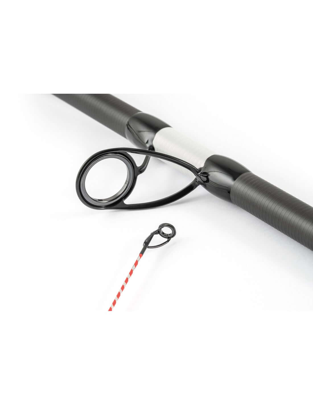Dettaglio della canna Firebird K‑Beach con anello di guida, ideale per surfcasting.