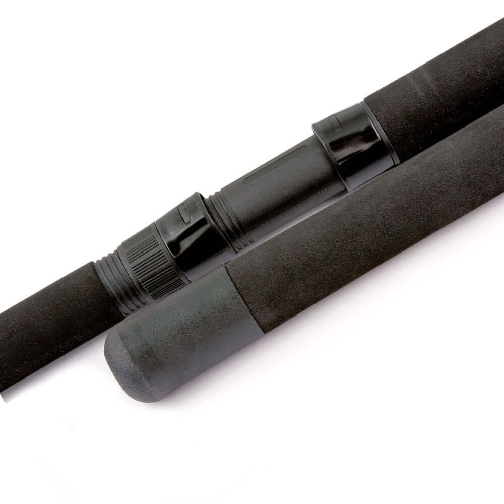 Dettagli della canna Neptune XT Trolling con impugnatura in schiuma e componenti neri.